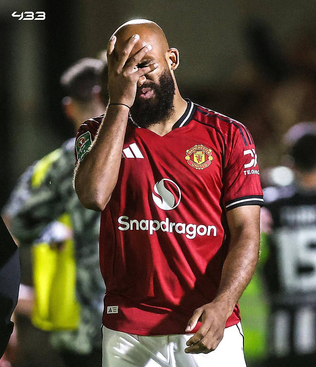 曼联客场负于拜仁慕尼黑,遗憾出局 曼联客场负于拜仁慕尼黑,遗憾出局