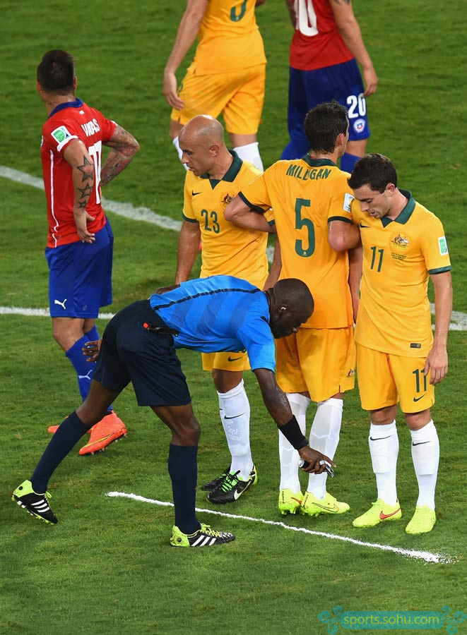 智利完胜巴萨,卡塞米罗高光表现 智利完胜巴萨,卡塞米罗高光表现