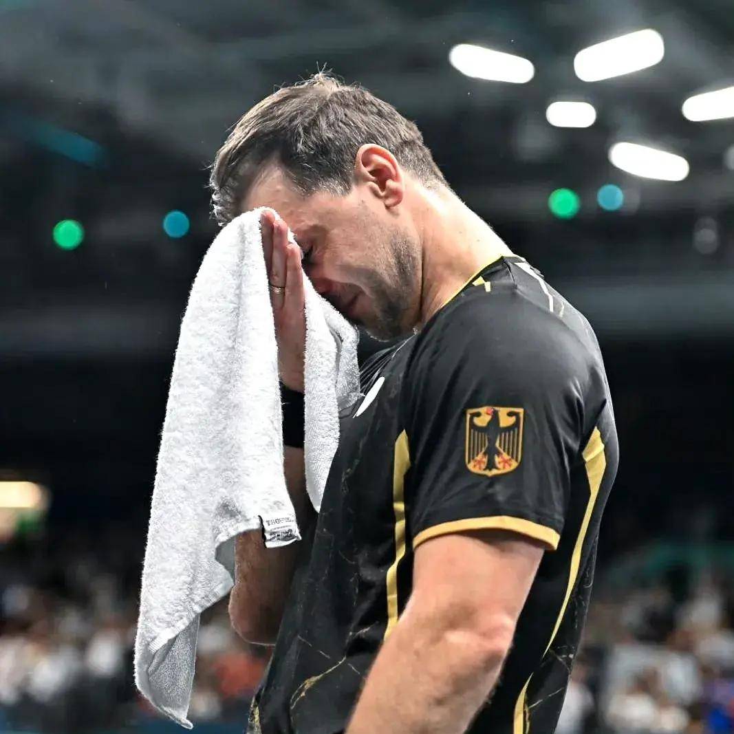 波兰队轻取法国队，波尔刷新纪录