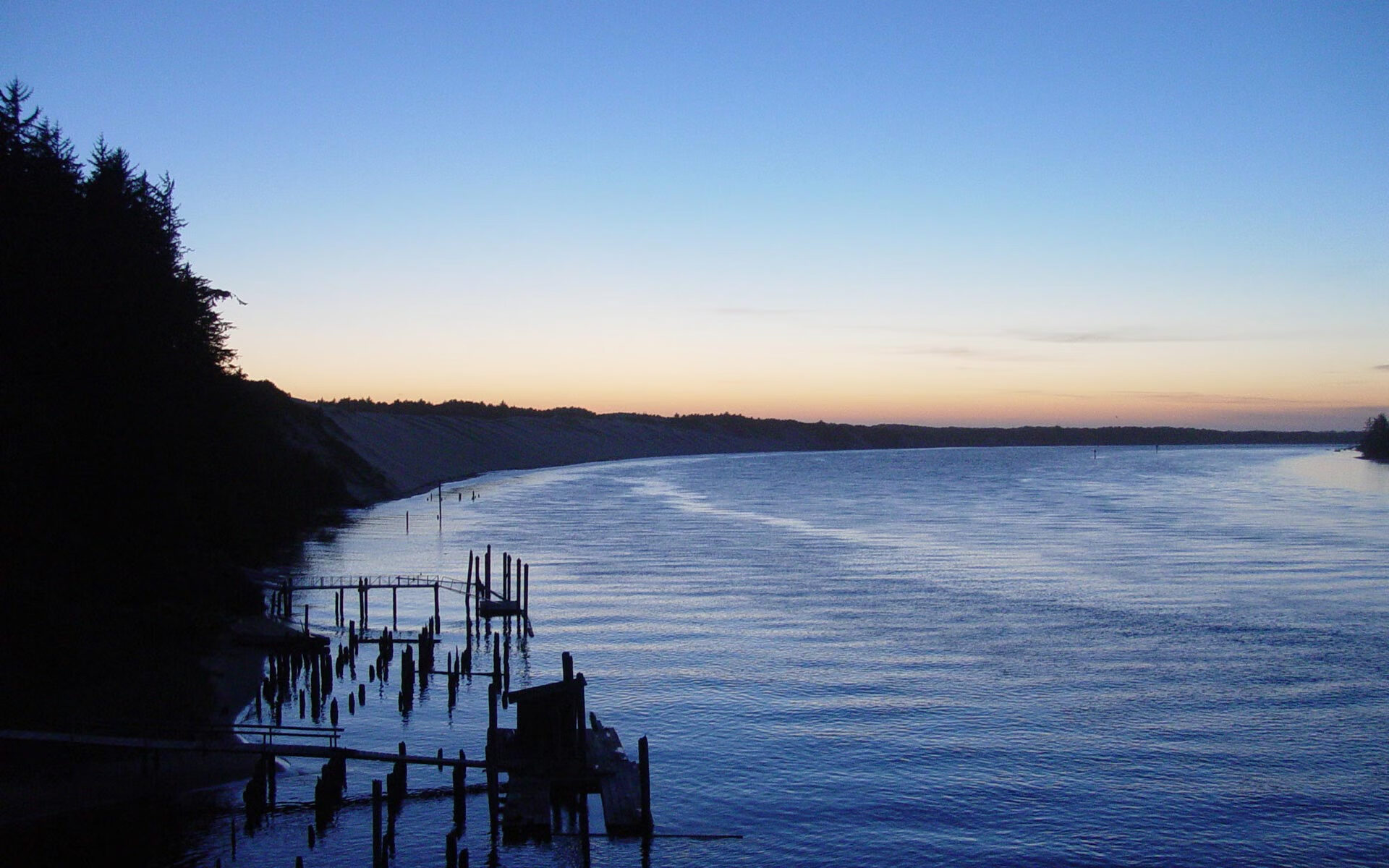 开云体育在线-绿茵孤侠与蜂群,当欧冠铁血浸透NBA的天际线