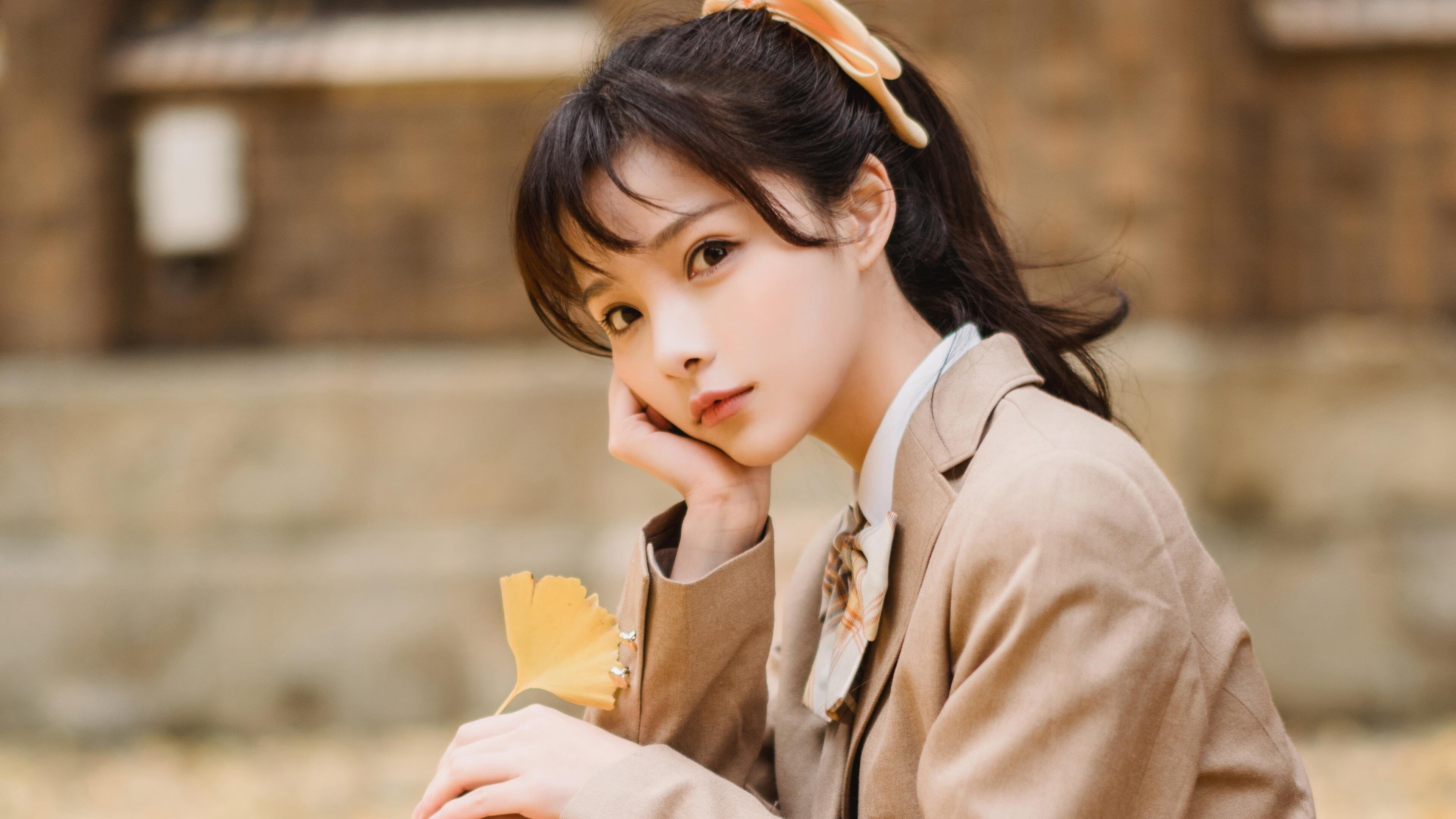 年轻灰熊撕碎银黑军团,不老国王依旧惊艳四座