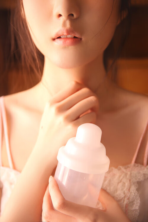 时间裂隙，当F1的火焰在巴林点燃，曼城的引擎于曼彻斯特轰鸣