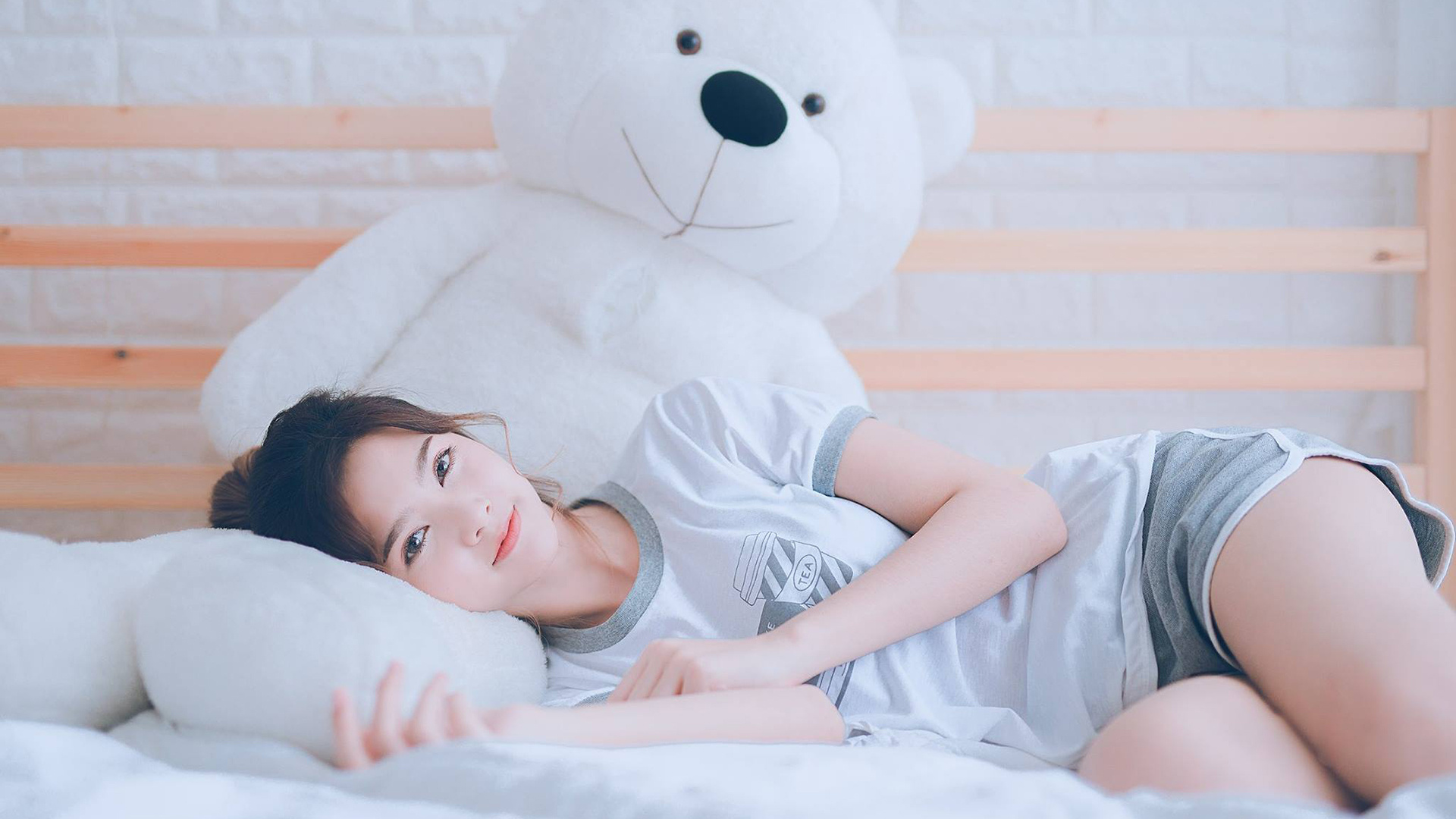 开云体育官网-高纬度震撼，从马德里德比到苏格兰高地，足球世界的两极对撞