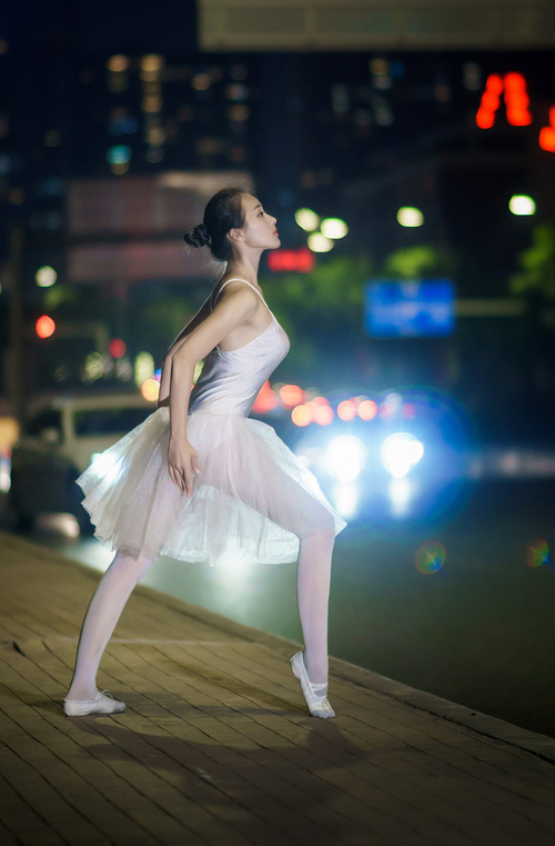 开云体育官网-加时鏖战，法比尼奥一锤定音！威尔士惊险逆转爱尔兰