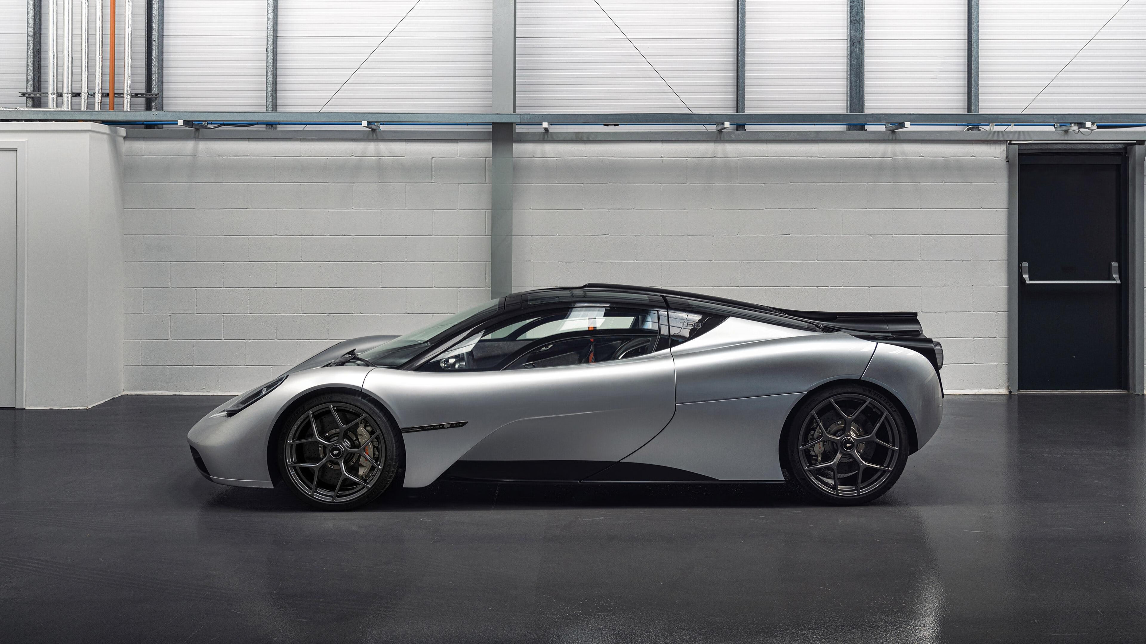 暗夜逆袭，巴林之夜，加维以赛道为剑完成终极救赎