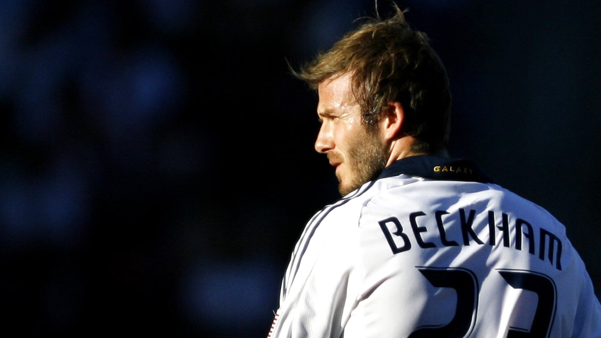 巨人之踵，冰岛最后时刻戏剧性击败法国，卡马文加成为逆转关键先生